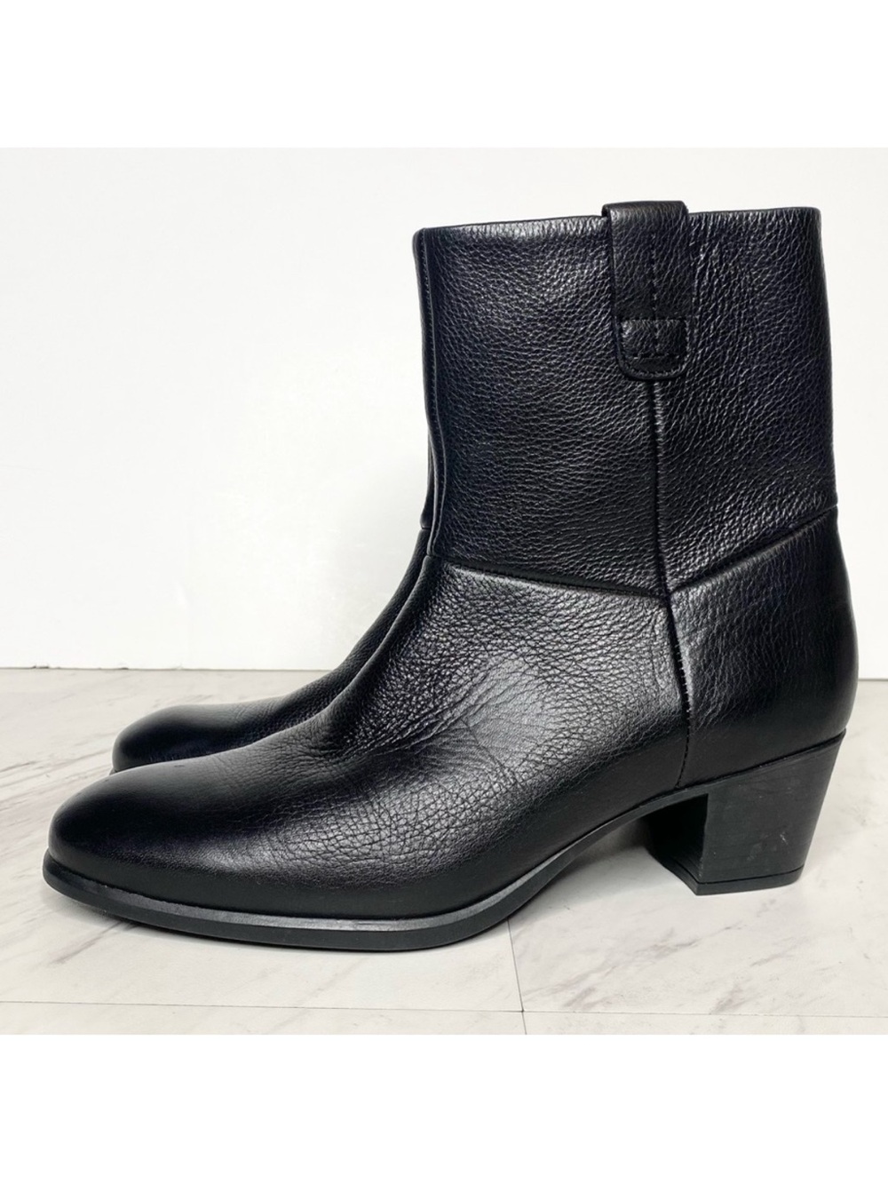 Munro Black Heeled Bootie 7 1/2 N